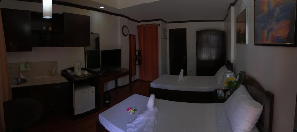 Ranile'S Pension House Cebu Exterior photo